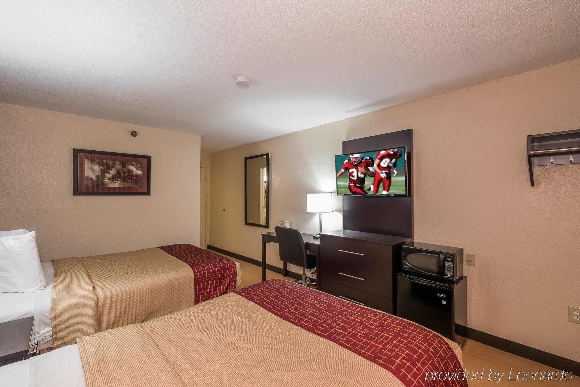 Red Roof Inn Jacksonville - Cruise Port Eksteriør billede